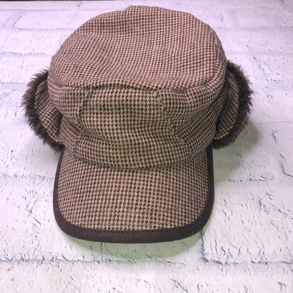 🔹 Goorin Bros Houndstooth, Faux Fur Ear Flaps, Wool and Suede Lining Hat